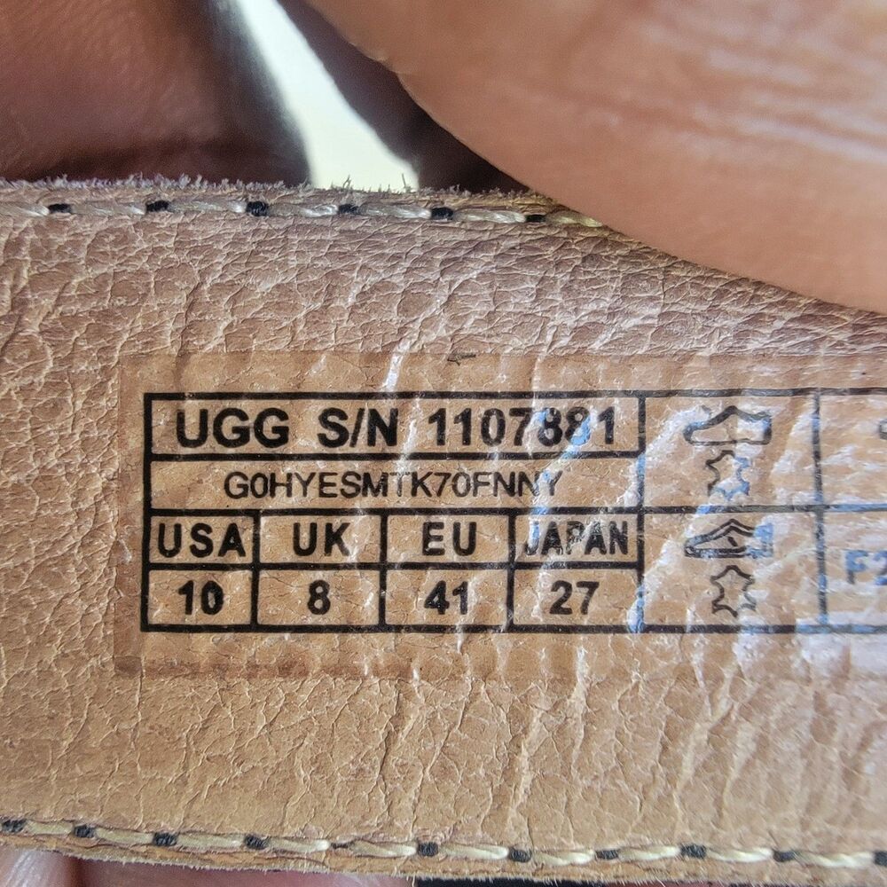 UGG Chapala Platform Ankle Strap Sandal Size 10 Black Suede Leather Flat Form - Picture 6 of 7